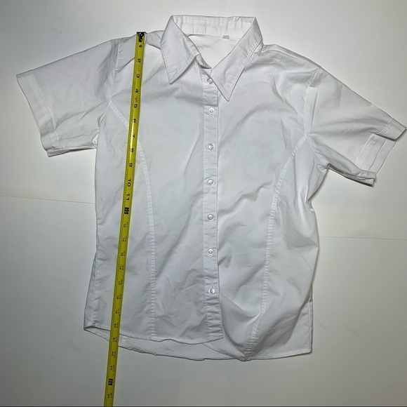 Women Short Sleeve White Dress Shirt Size Small - Picture 2 of 4